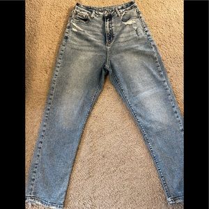 American eagle high waist mom jean
